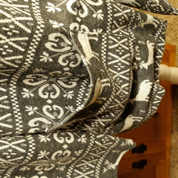 Forever 21 ladies cardigan - Picture 2 of 7